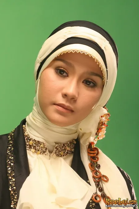 Foto Zaskia Adya Mecca