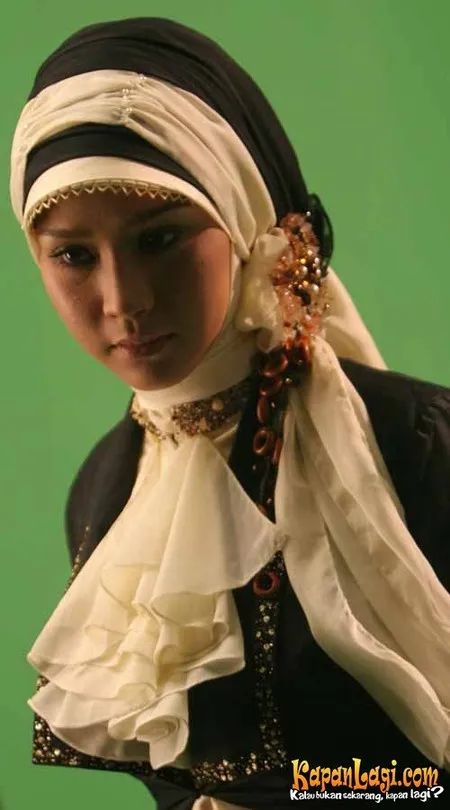 Foto Zaskia Adya Mecca
