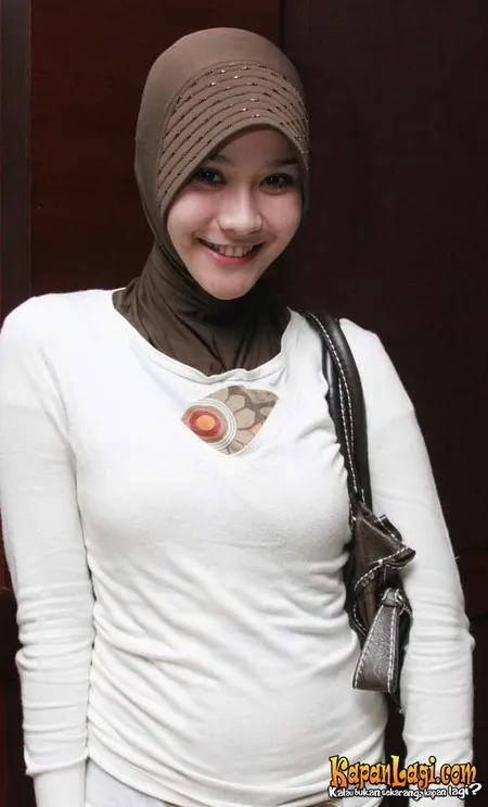 Foto Zaskia Adya Mecca