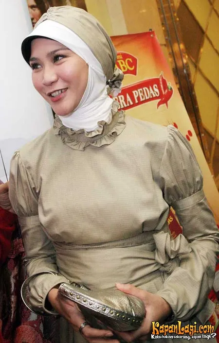 Foto Zaskia Adya Mecca