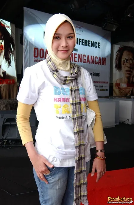 Foto Zaskia Adya Mecca