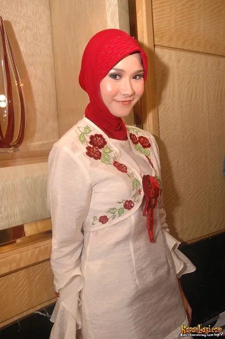 Foto Zaskia Adya Mecca