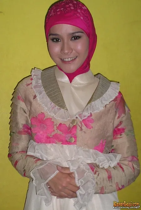 Foto Zaskia Adya Mecca