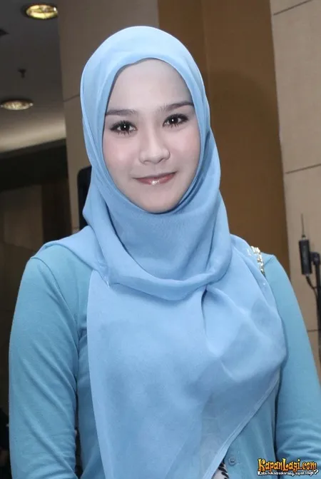 Foto Zaskia Adya Mecca