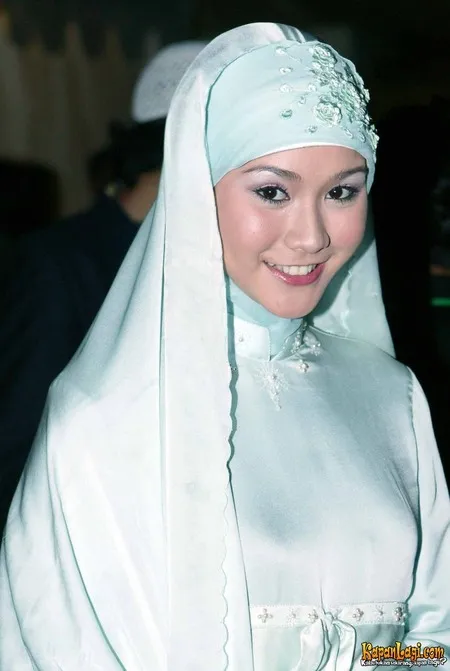Foto Zaskia Adya Mecca