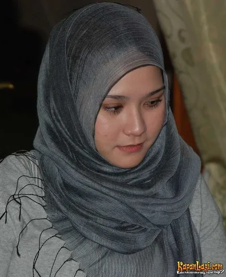 Foto Zaskia Adya Mecca