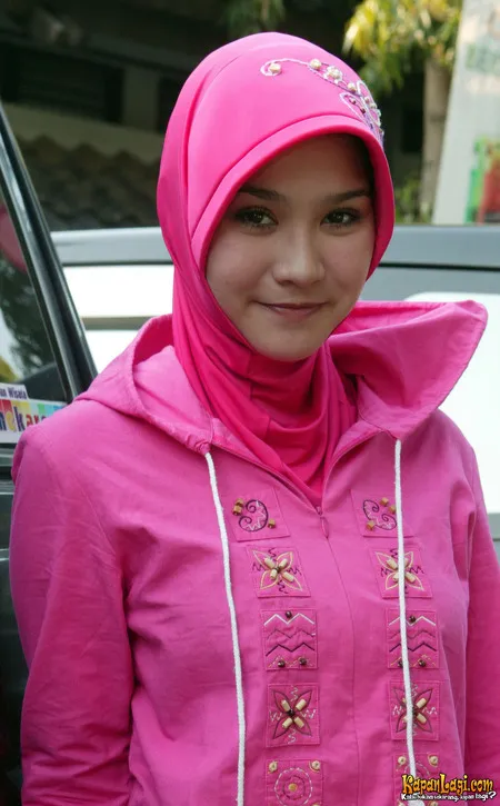 Foto Zaskia Adya Mecca