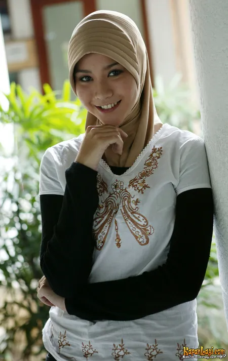 Foto Zaskia Adya Mecca