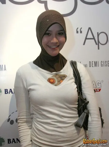 Foto Zaskia Adya Mecca
