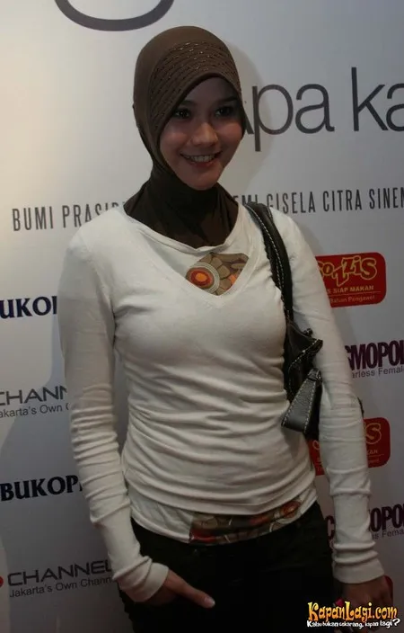 Foto Zaskia Adya Mecca
