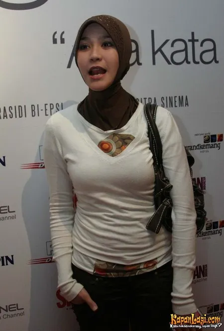 Foto Zaskia Adya Mecca