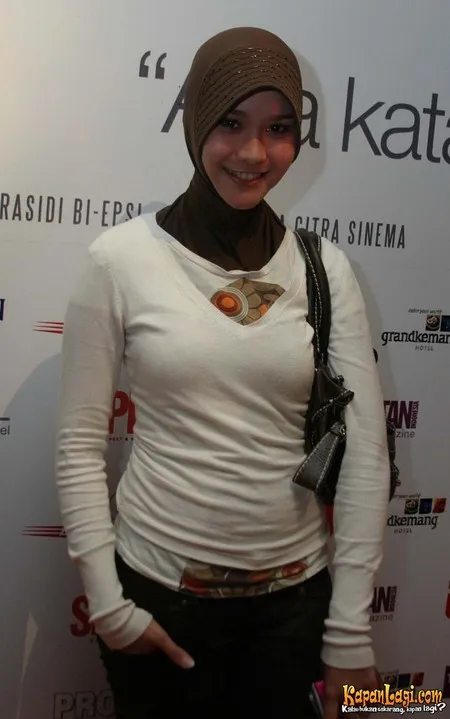 Foto Zaskia Adya Mecca