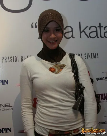 Foto Zaskia Adya Mecca