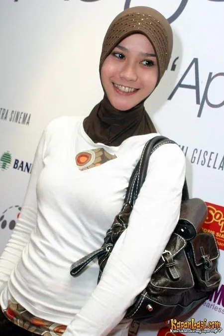 Foto Zaskia Adya Mecca