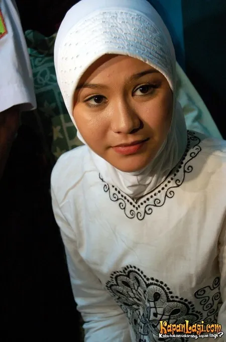 Foto Zaskia Adya Mecca