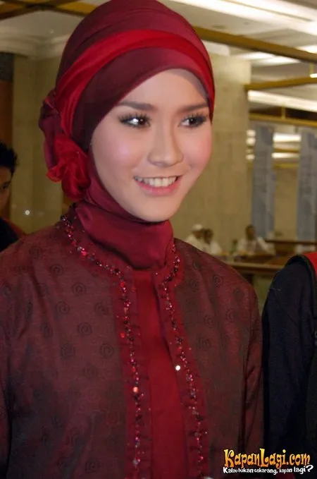 Foto Zaskia Adya Mecca