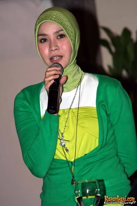 Foto Zaskia Adya Mecca