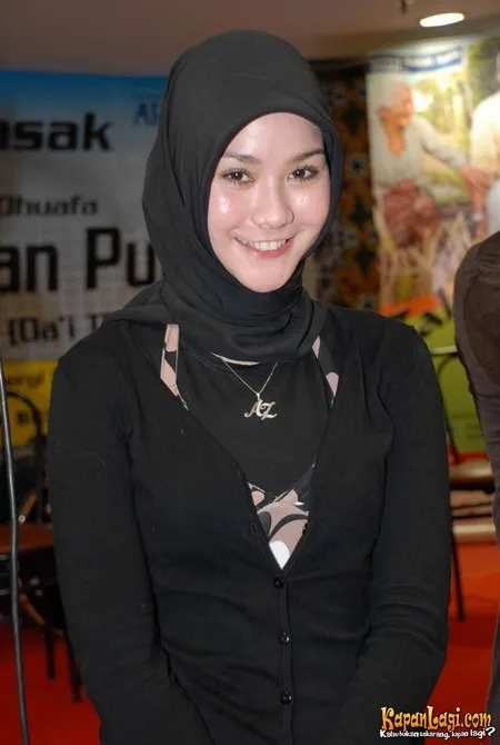 Foto Zaskia Adya Mecca