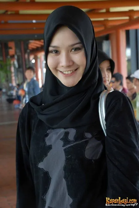 Foto Zaskia Adya Mecca