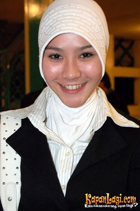 Foto Zaskia Adya Mecca