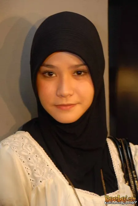 Foto Zaskia Adya Mecca