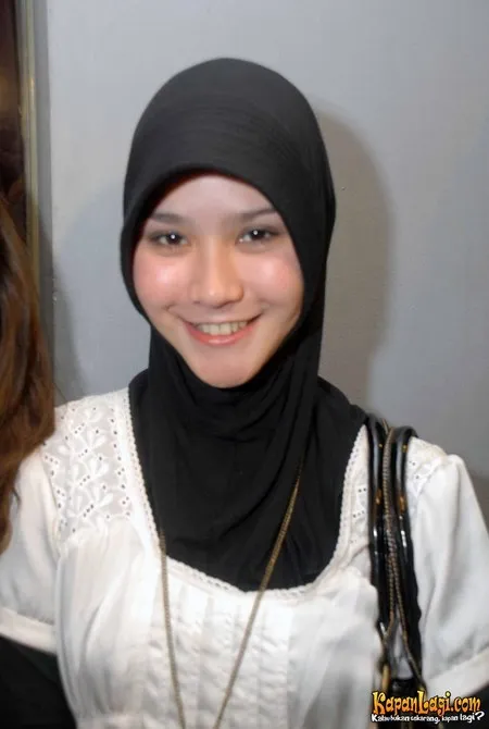 Foto Zaskia Adya Mecca