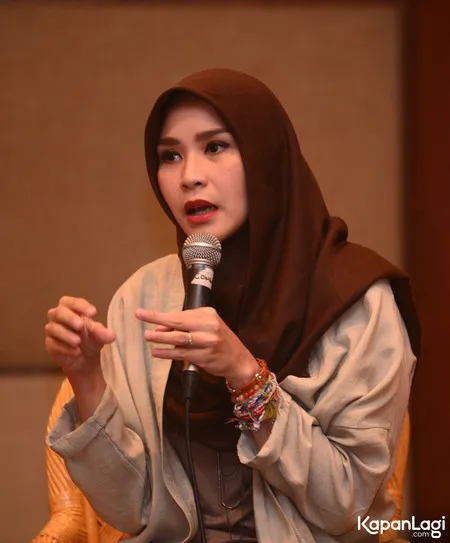 Foto Zaskia Adya Mecca