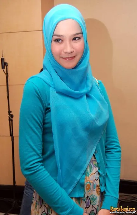 Foto Zaskia Adya Mecca