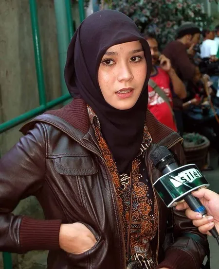 Foto Zaskia Adya Mecca