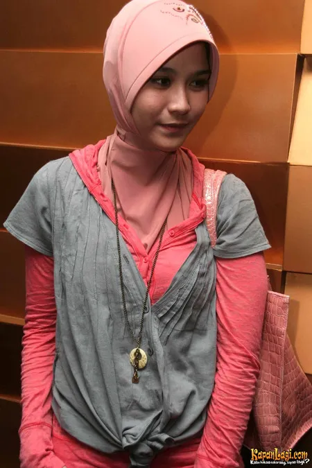 Foto Zaskia Adya Mecca