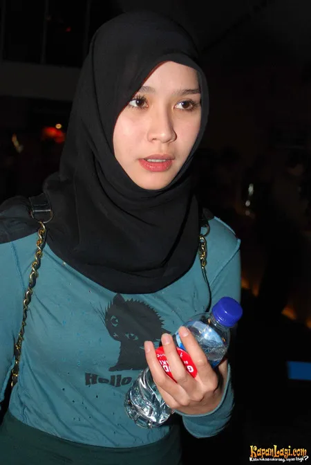 Foto Zaskia Adya Mecca