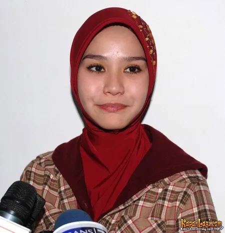 Foto Zaskia Adya Mecca