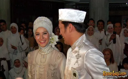 Foto Zaskia Adya Mecca