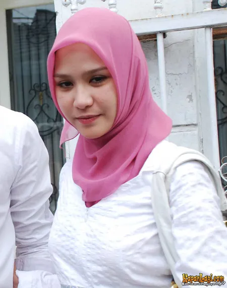 Foto Zaskia Adya Mecca
