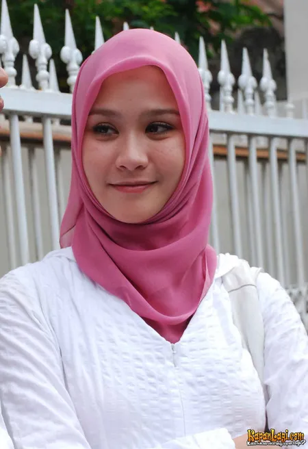Foto Zaskia Adya Mecca
