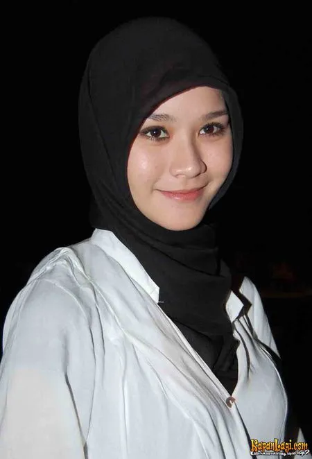 Foto Zaskia Adya Mecca