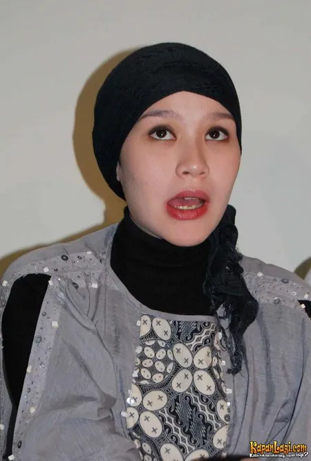 Foto Zaskia Adya Mecca