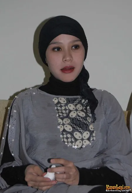 Foto Zaskia Adya Mecca