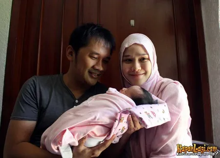 Foto Zaskia Adya Mecca