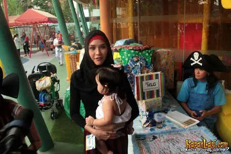 Foto Zaskia Adya Mecca