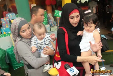 Foto Zaskia Adya Mecca