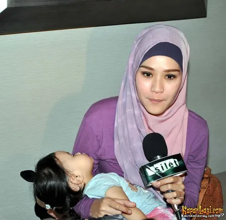 Foto Zaskia Adya Mecca