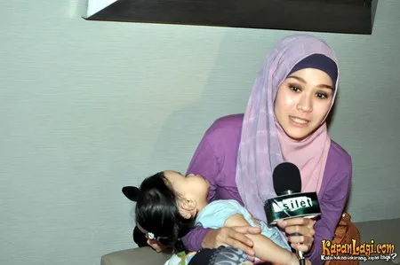 Foto Zaskia Adya Mecca