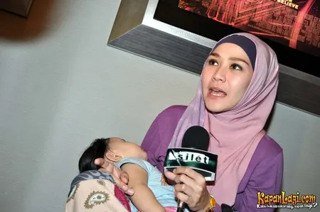 Foto Zaskia Adya Mecca