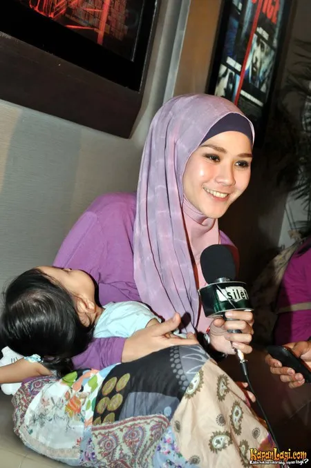 Foto Zaskia Adya Mecca