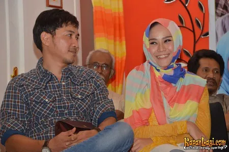 Foto Zaskia Adya Mecca