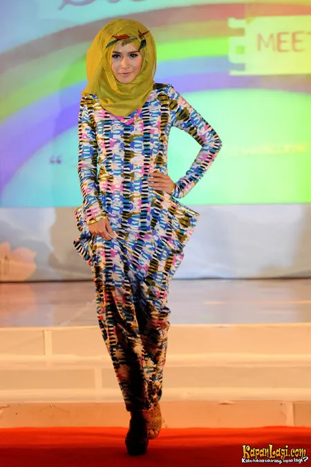 Foto Zaskia Adya Mecca