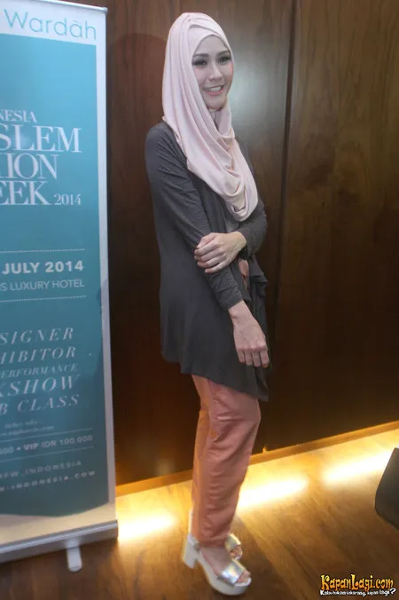Foto Zaskia Adya Mecca