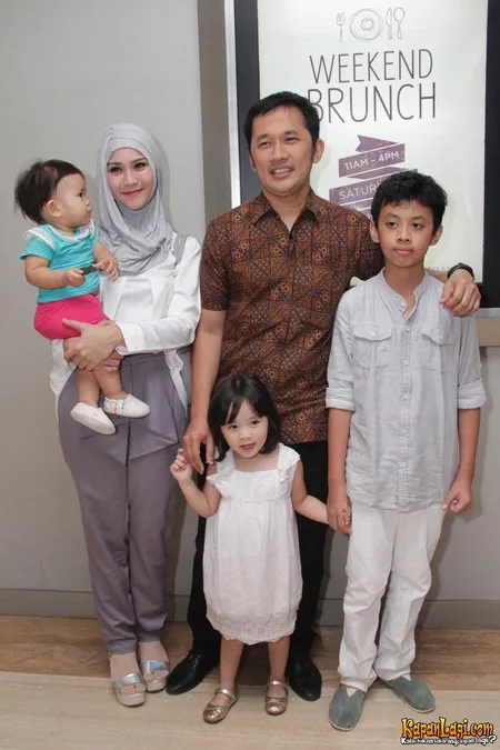 Foto Zaskia Adya Mecca