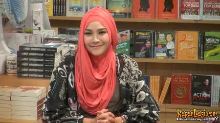 Foto Zaskia Adya Mecca